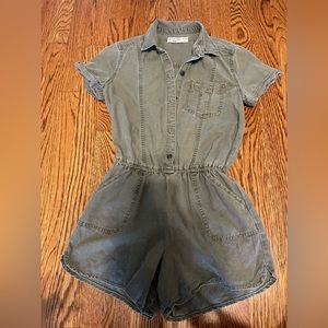 Girls Abercrombie sz 9/10 romper